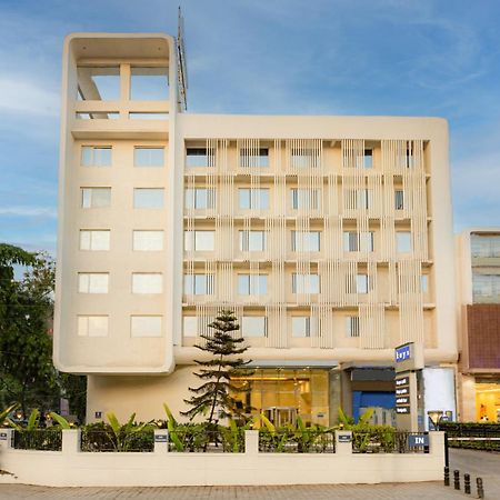 คีย์ ซีเล็ค ปิมปรี - บายเลม่อนทรีโฮเต็ล Hotel Pimpri-Chinchwad ภายนอก รูปภาพ