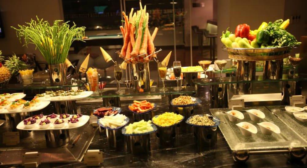 คีย์ ซีเล็ค ปิมปรี - บายเลม่อนทรีโฮเต็ล Hotel Pimpri-Chinchwad ภายนอก รูปภาพ
