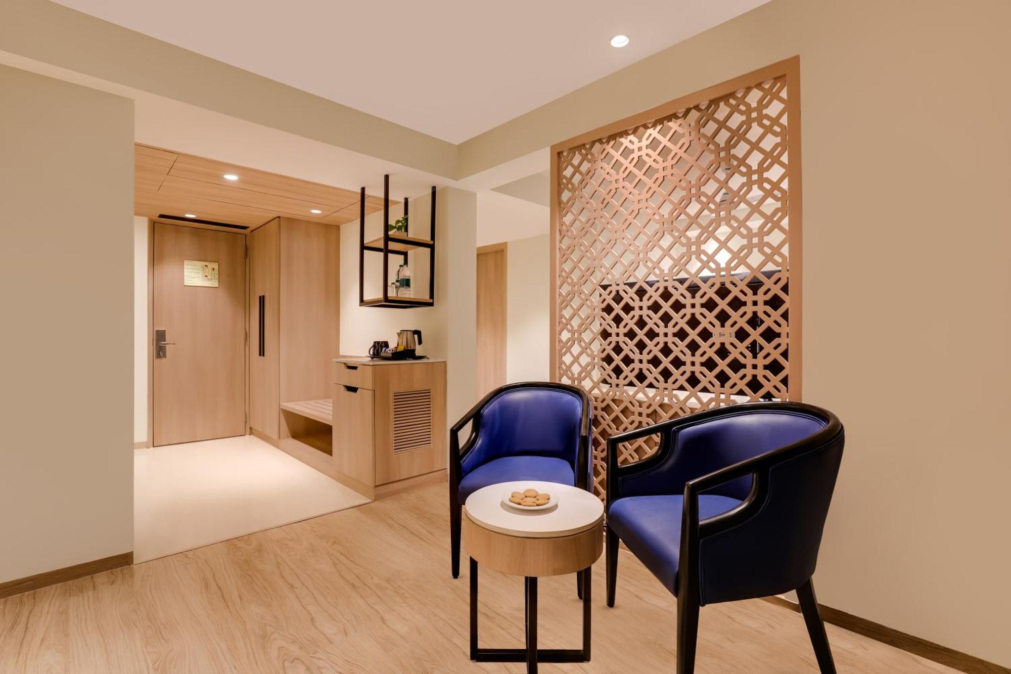 คีย์ ซีเล็ค ปิมปรี - บายเลม่อนทรีโฮเต็ล Hotel Pimpri-Chinchwad ภายนอก รูปภาพ