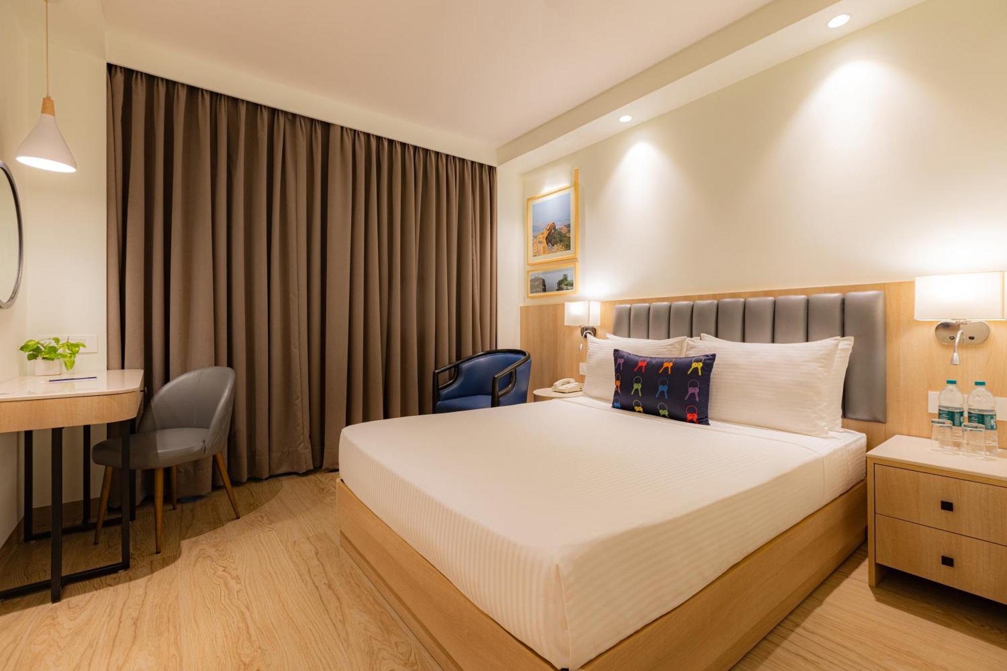 คีย์ ซีเล็ค ปิมปรี - บายเลม่อนทรีโฮเต็ล Hotel Pimpri-Chinchwad ภายนอก รูปภาพ