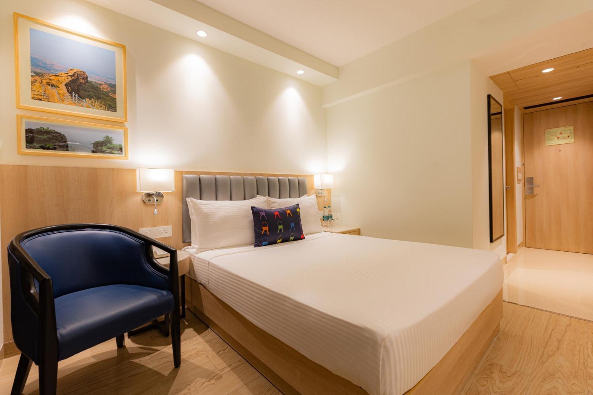 คีย์ ซีเล็ค ปิมปรี - บายเลม่อนทรีโฮเต็ล Hotel Pimpri-Chinchwad ภายนอก รูปภาพ