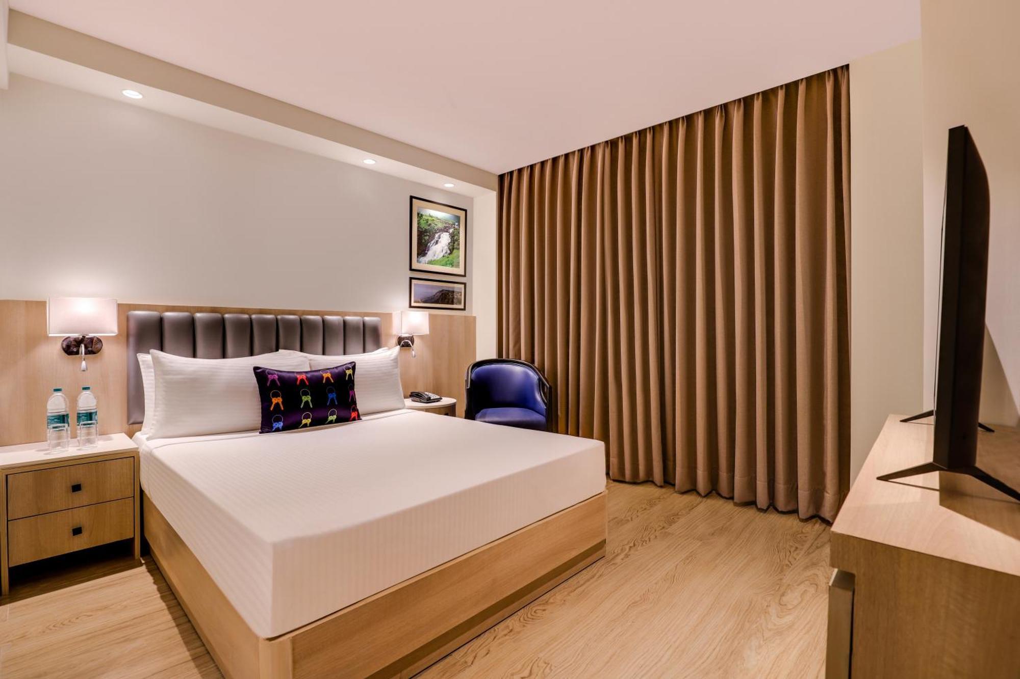 คีย์ ซีเล็ค ปิมปรี - บายเลม่อนทรีโฮเต็ล Hotel Pimpri-Chinchwad ภายนอก รูปภาพ